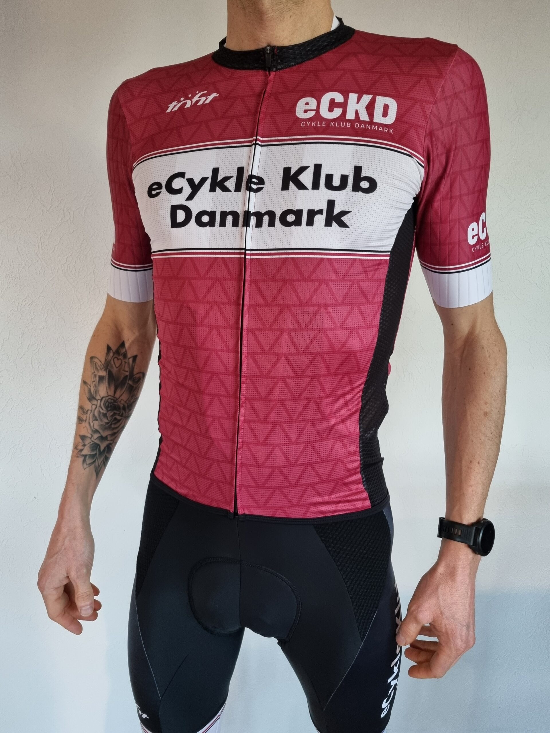 eCKD Giro Strike Diamond Summer